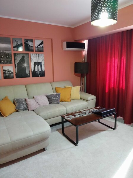 1 Decembrie 1918  aproape de metrou apartament 2 camere de inchiriat